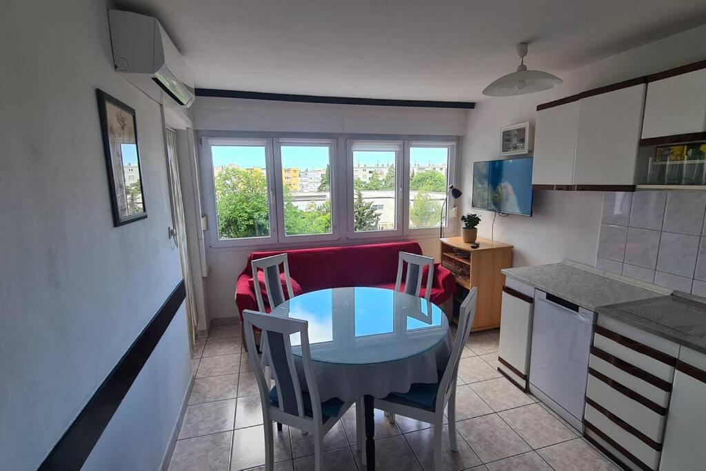 Apartment Great Flat Few Minutes From The Beach! Pula