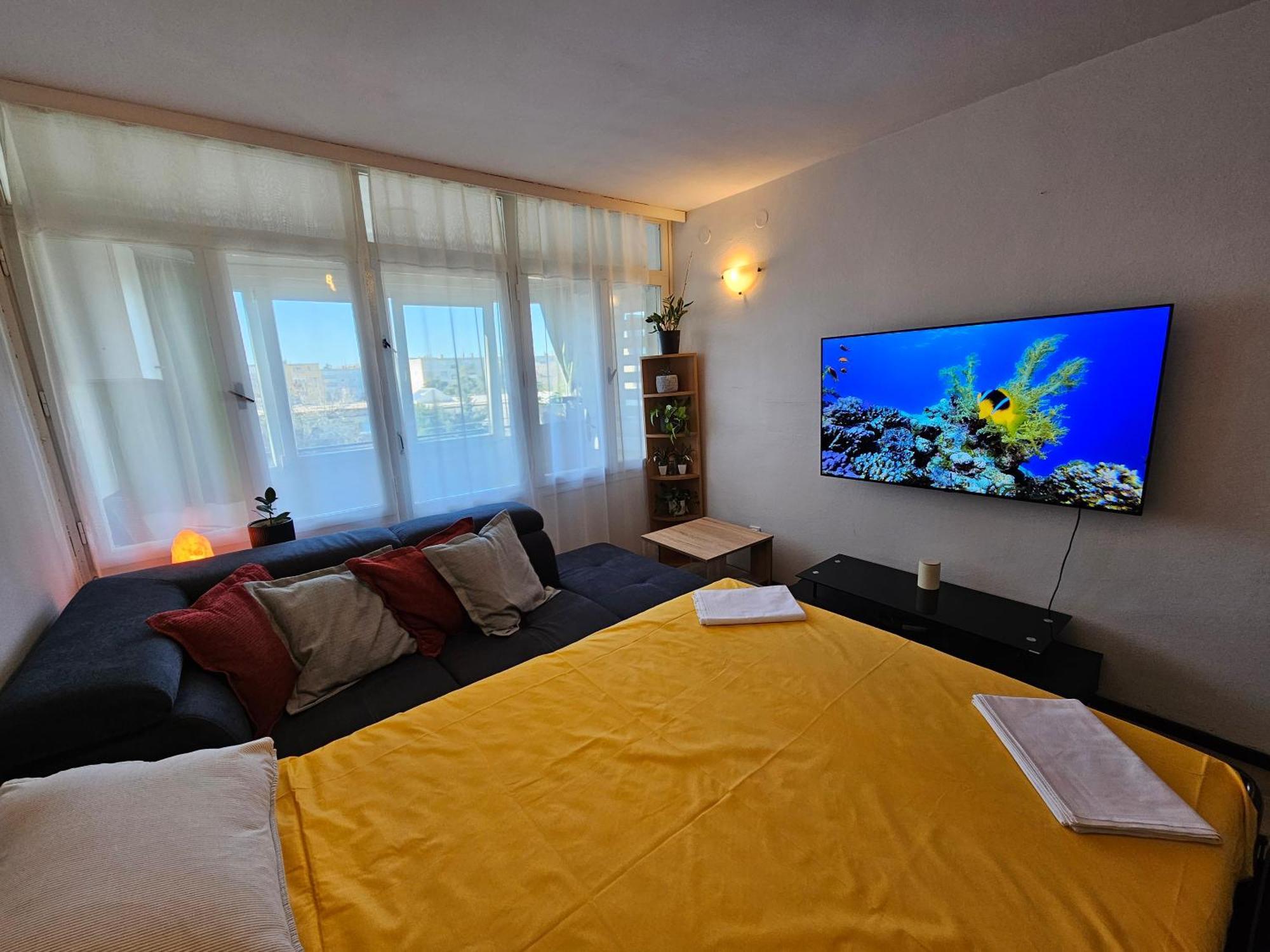 Great Flat Few Minutes From The Beach! Apartment
